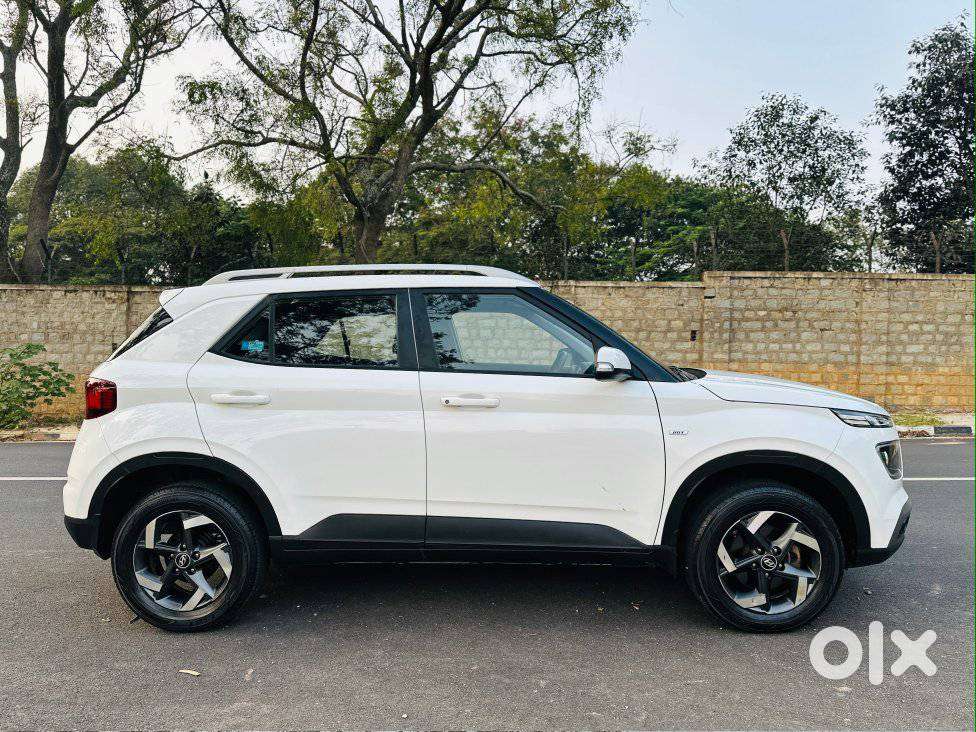 Hyundai Venue 1.0 Sx Turbo Imt, 2021, Petrol