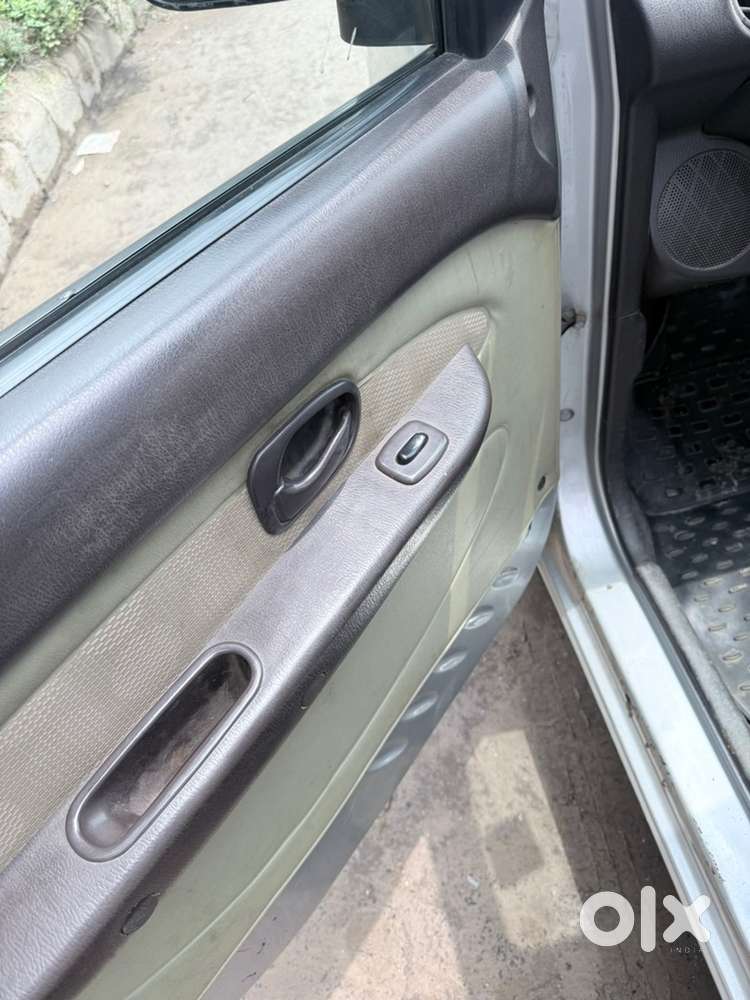 Hyundai Santro Xing 2012