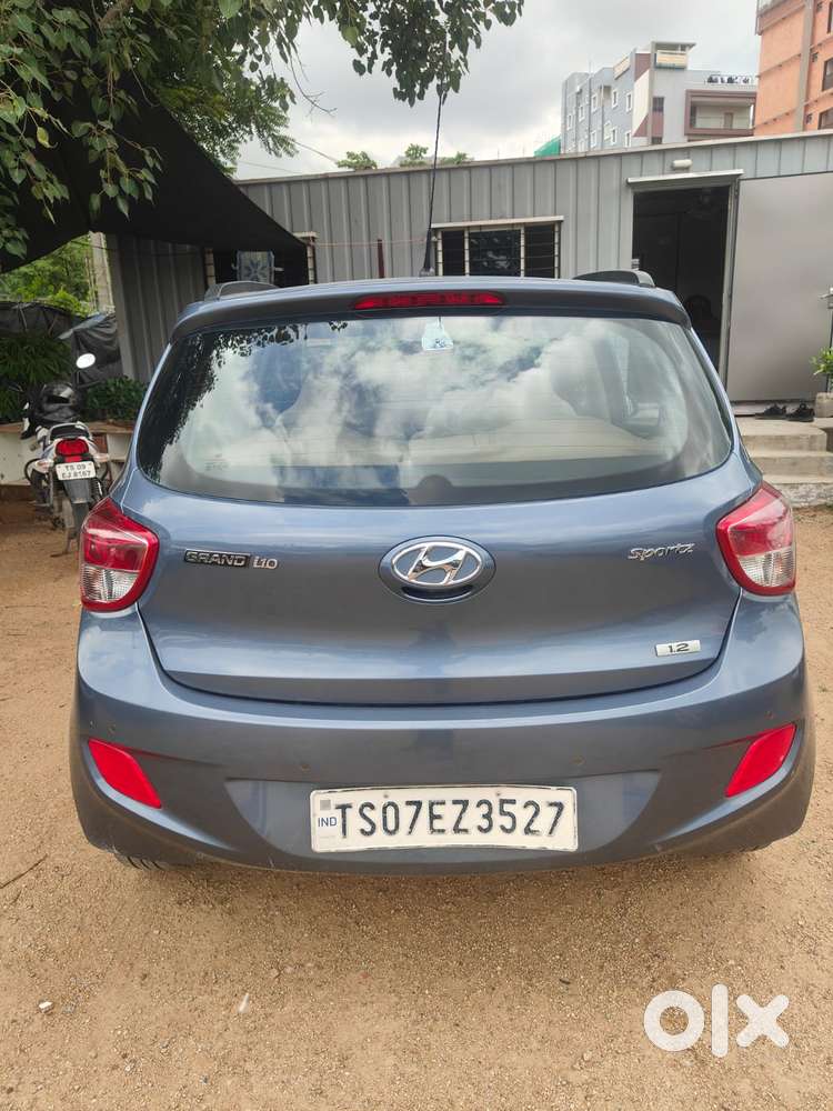 Hyundai Grand I10 Sportz, 2016, Petrol