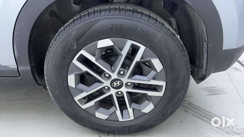 Hyundai Venue 1.0 Sx (o) Turbo Dct, 2023, Petrol