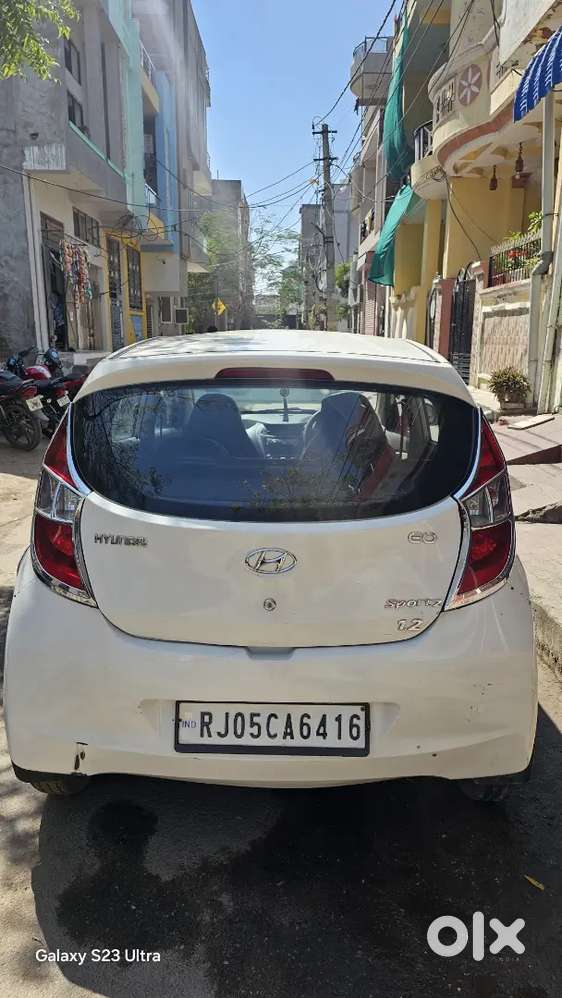 Hyundai Eon 2013 Lpg 75000 Km Driven