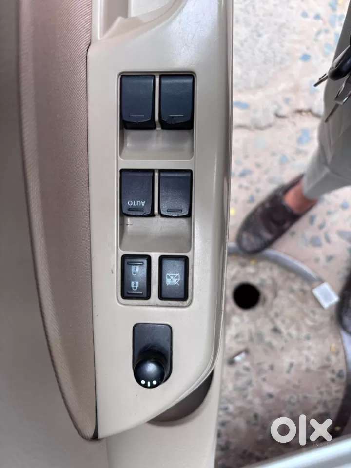 Maruti Suzuki Swift Dzire 1.3 Zxi, 2013, Petrol