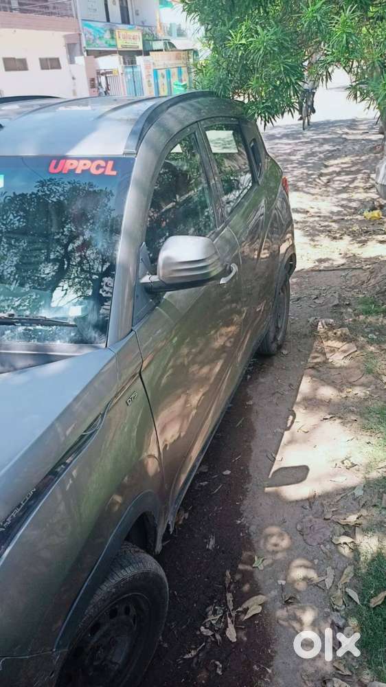 Mahindra Kuv 100 2017 Diesel Good Condition
