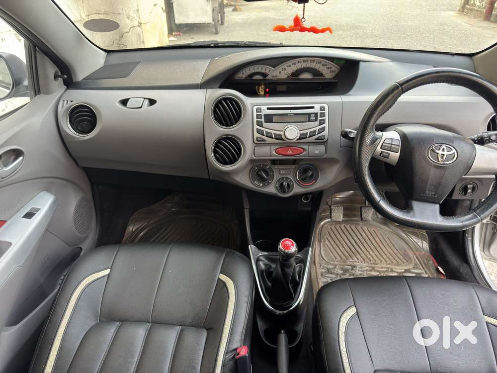 Toyota Etios 2010-2012 Petrol Trd Sportivo, 2011, Petrol