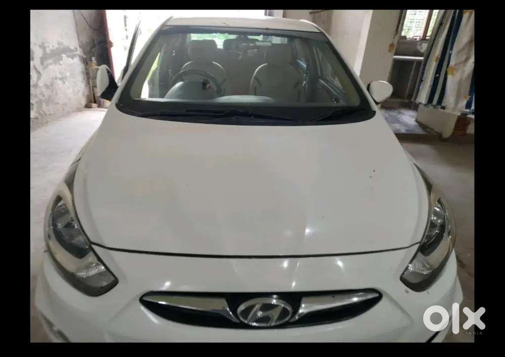 Hyundai Fluidic Verna 2014