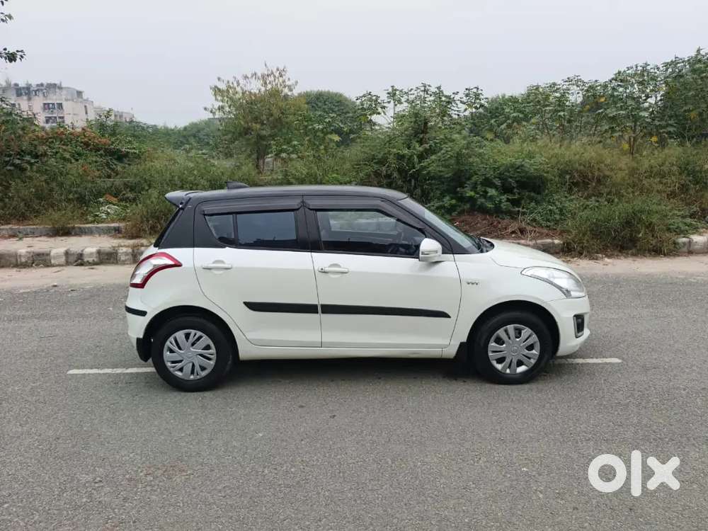 Maruti Suzuki Swift Vxi 2016