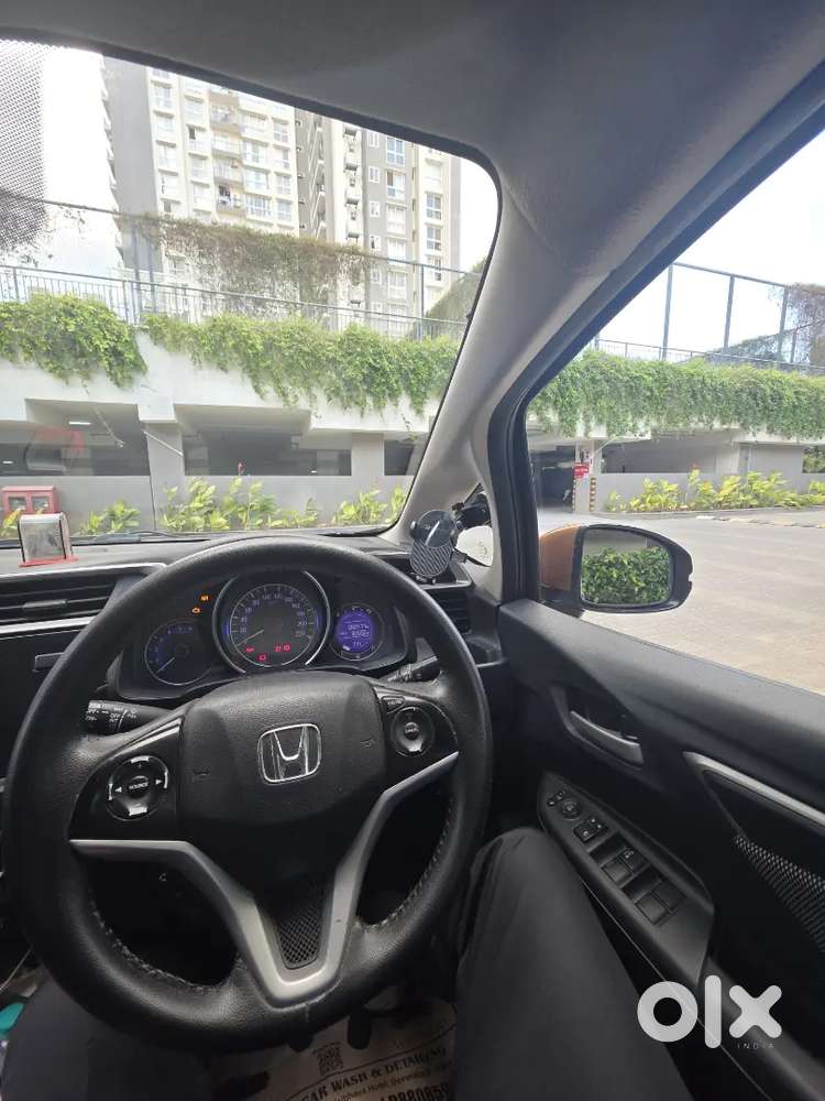 Honda Wr-v Diesel 1.5vx Top Model With Sunroof