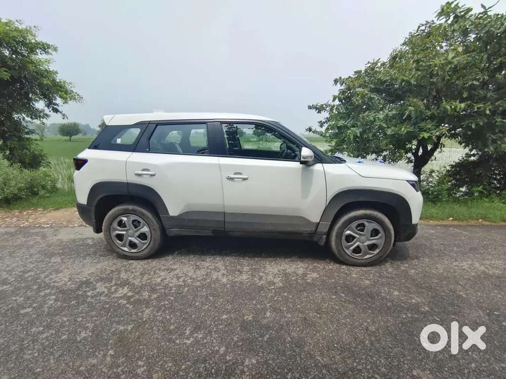 Maruti Suzuki Brezza Lxi 2026