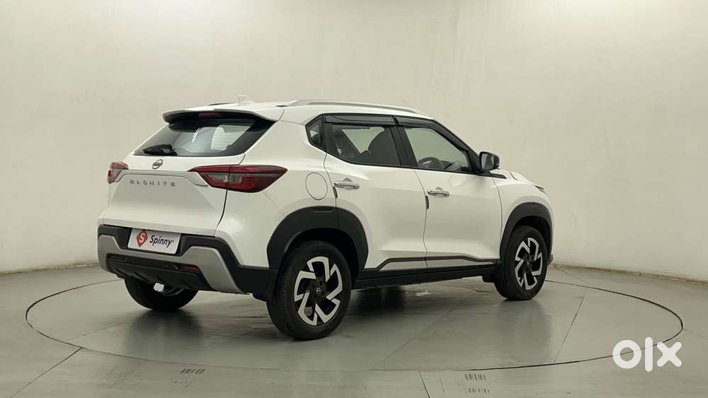 Nissan Magnite 1.0 Xv, 2022, Petrol