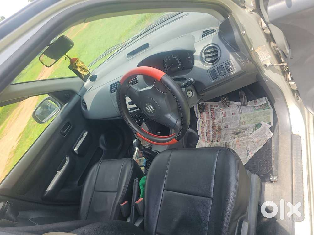 Maruti Suzuki Swift Lxi Option, 2009, Petrol