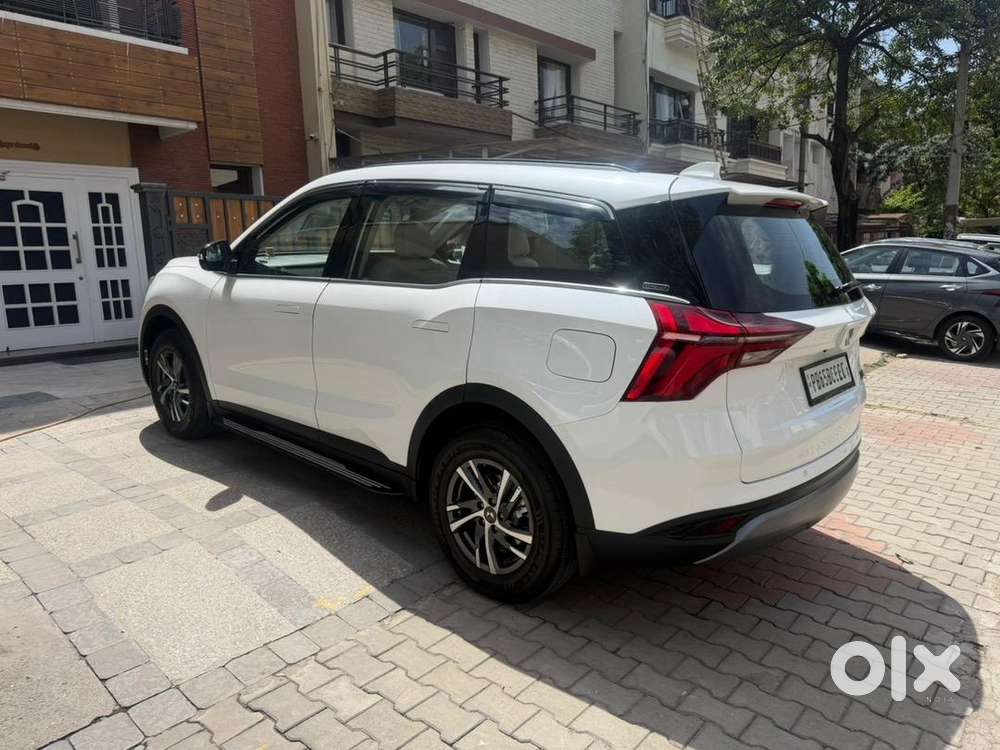 2022 Mahindra Xuv 700 Ax5 Automatic