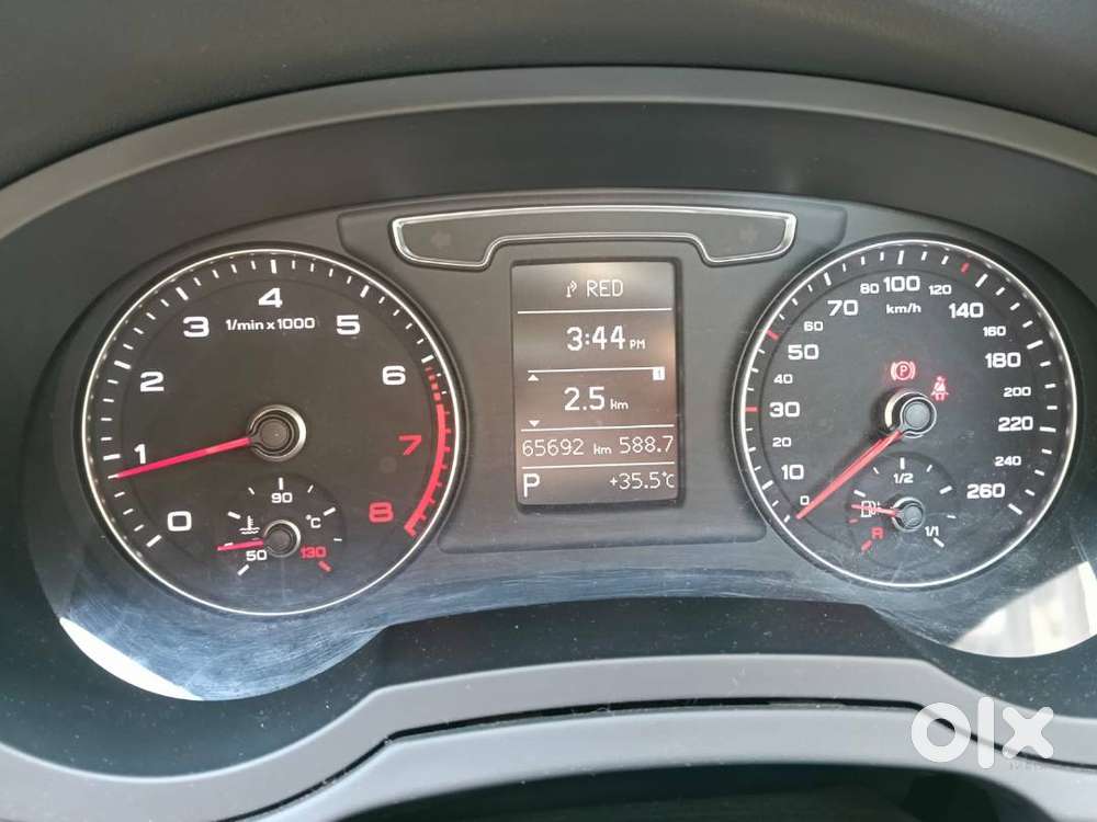 Audi Q3 30 Tfsi