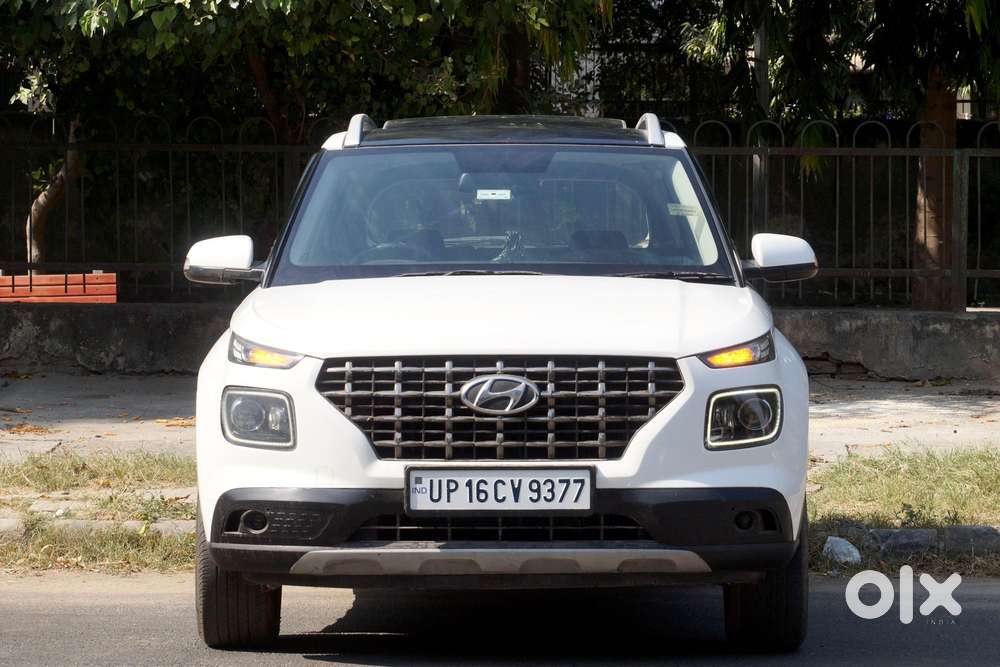 Hyundai Venue Sx (o) Mt 1.0 Turbo Dual Tone, 2021, Petrol