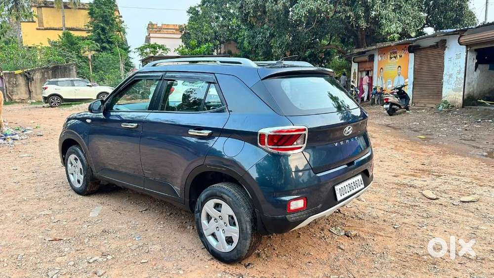 Hyundai Venue S, 2019, Petrol