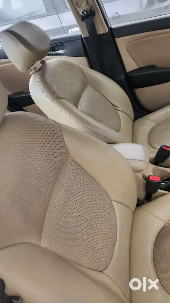 Hyundai Verna 2012