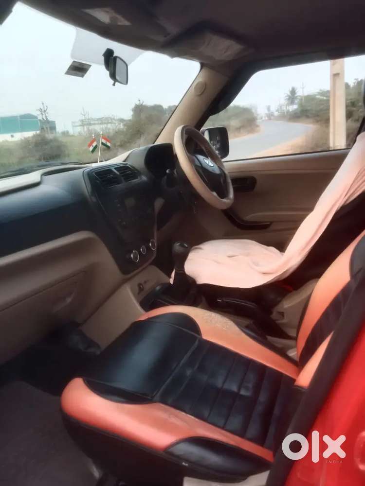 Mahindra Tuv 300 2019 Diesel 224000 Km Driven