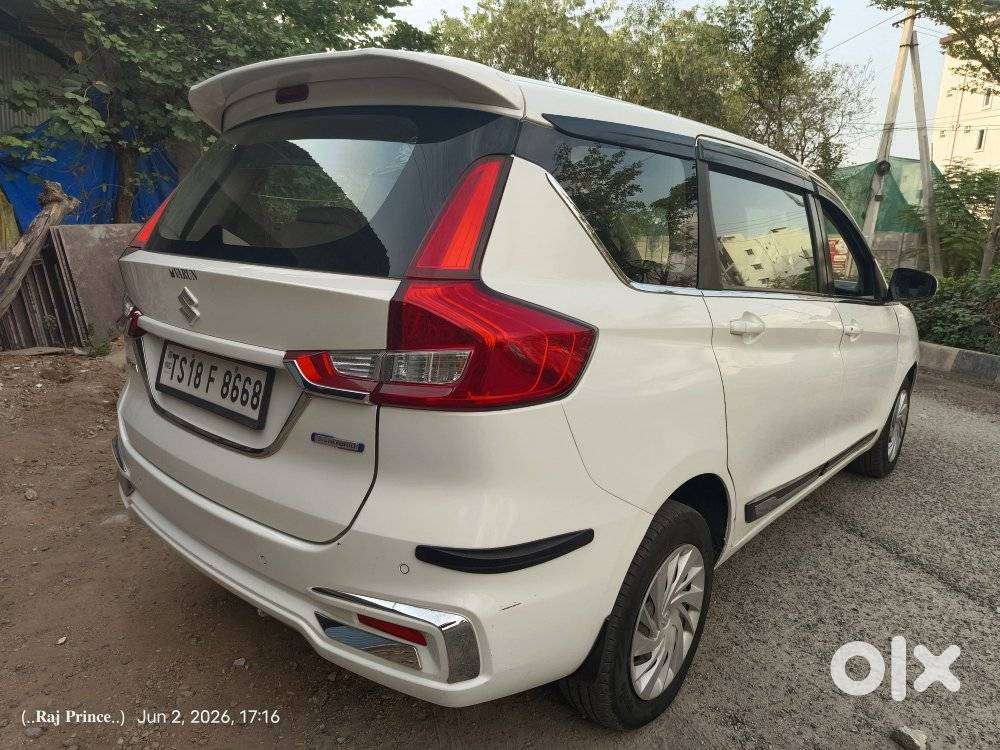 Maruti Suzuki Ertiga 1.5 Vxi, 2021, Petrol