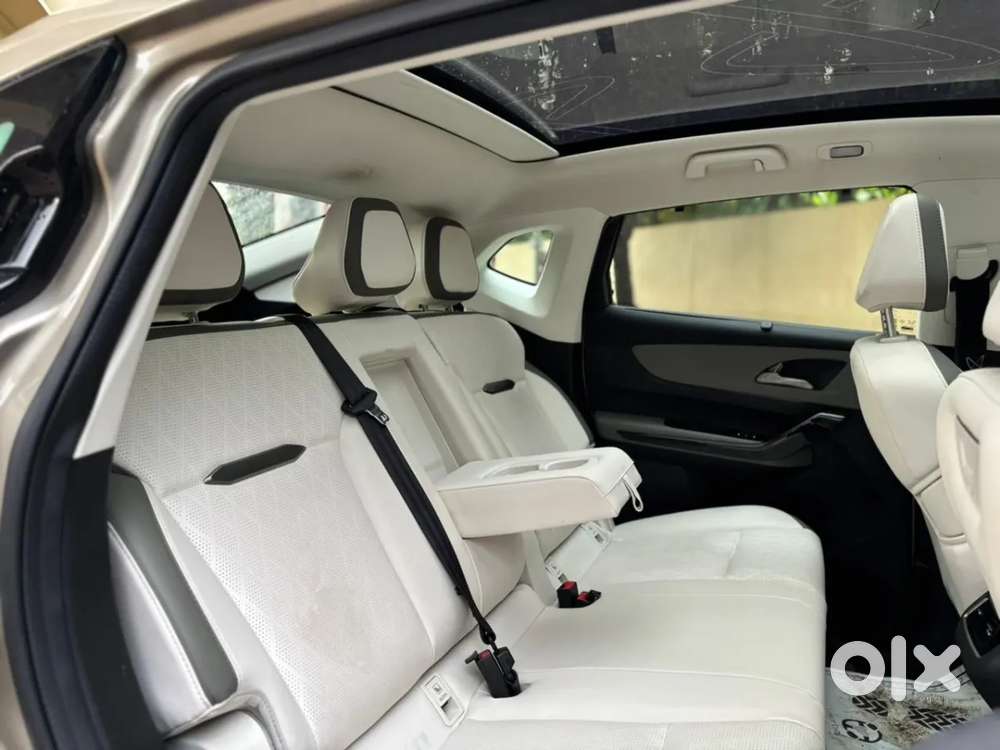 Mahindra Xev 9e Three B79 Kwh, 2025, Electric
