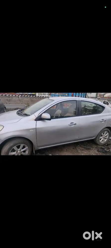 Nissan Sunny 2011 Petrol 78000 Km Driven