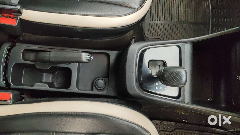 Tata Punch 1.2 Revotron Creative Amt Dual Tone, 2022, Petrol