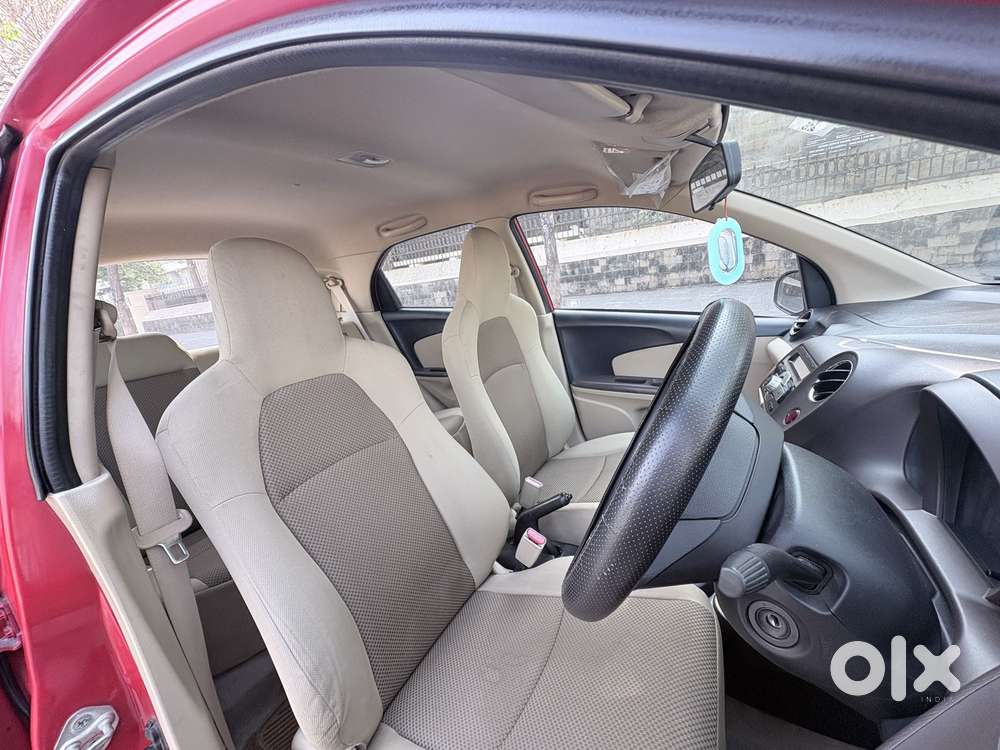 Honda Brio 2011-2013 V Mt, 2013, Petrol