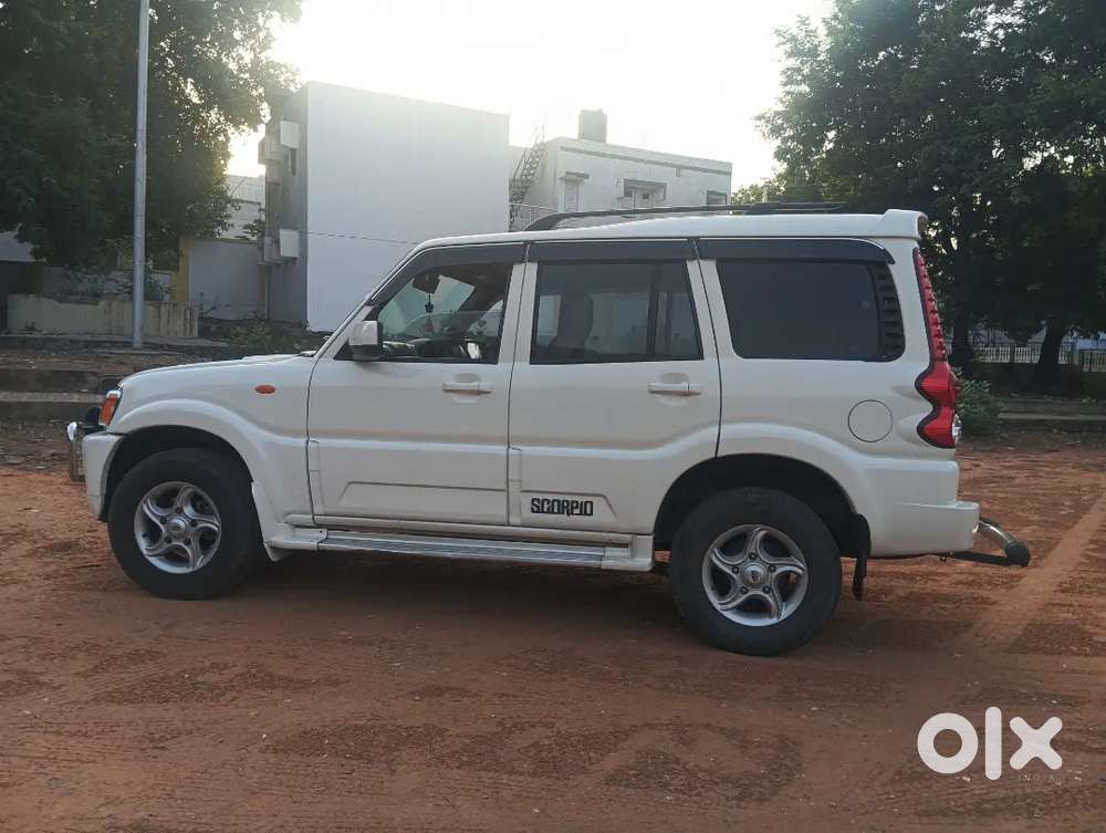 2013 Model Scorpio Sle