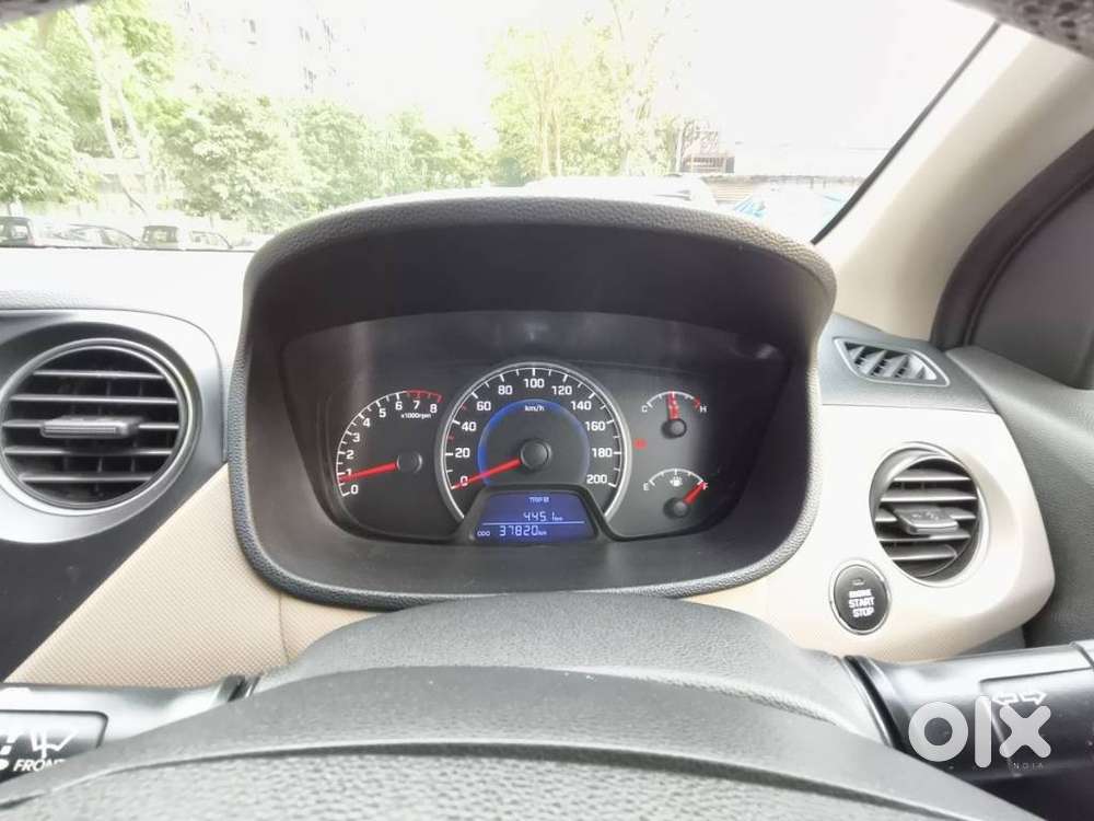 Hyundai Grand I10 2016-2017 Asta Option, 2016, Petrol