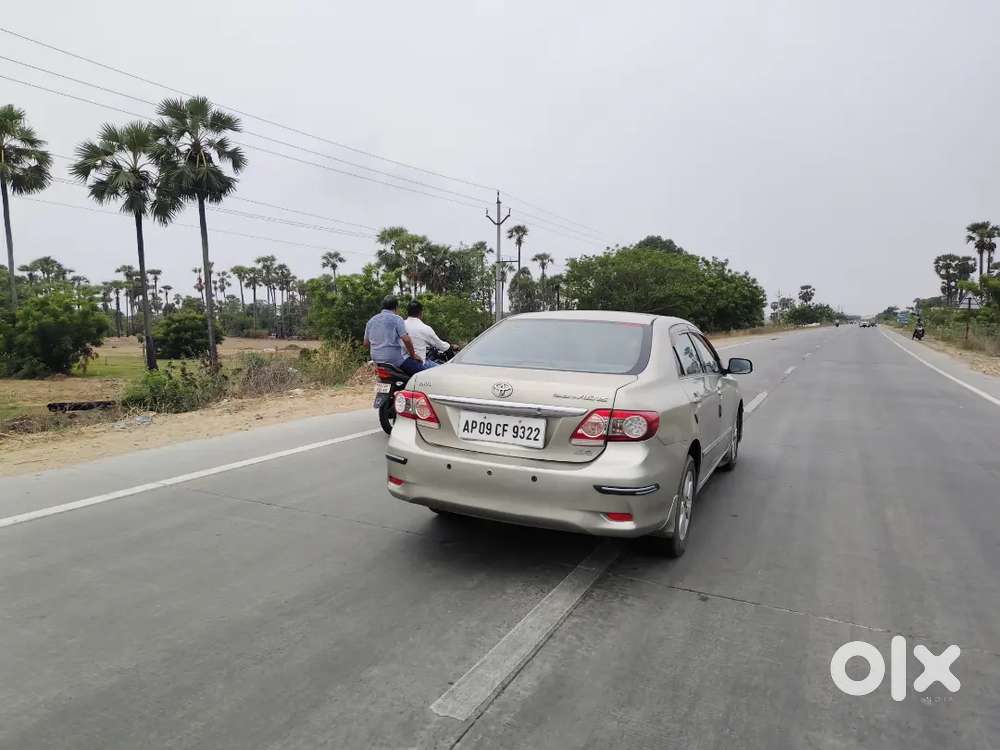 Toyota Corolla Altis 2012 High End Model Petrol