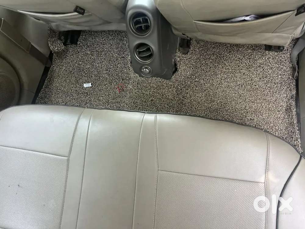 Nissan Sunny Xl 2012 Petrol