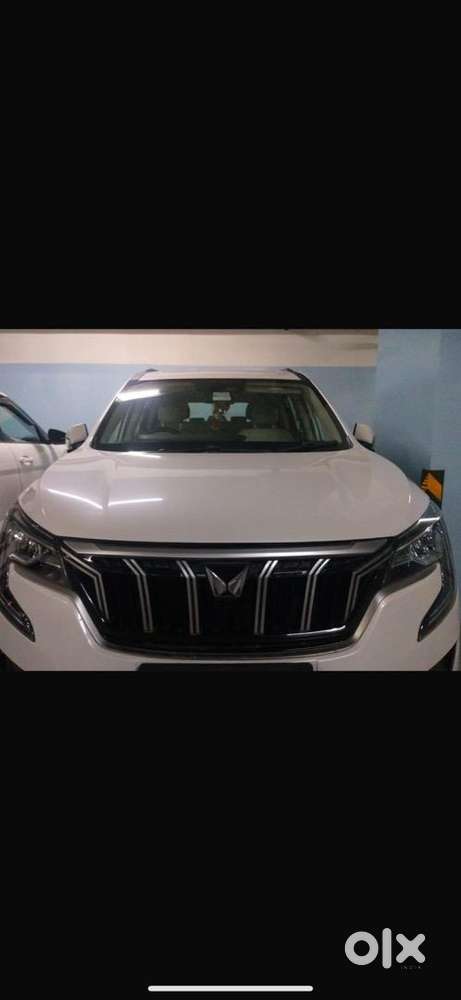 Mahindra Petrol Car 2022