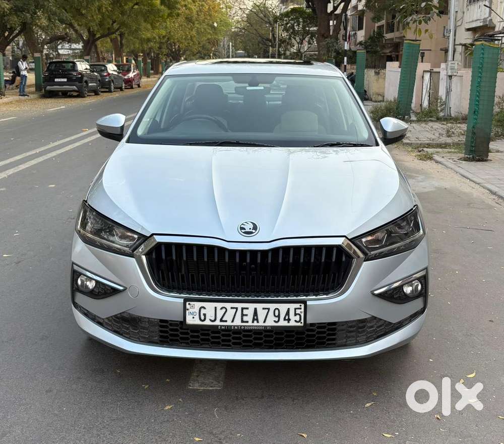 Skoda Slavia Style 1.0l Tsi At, 2022, Petrol