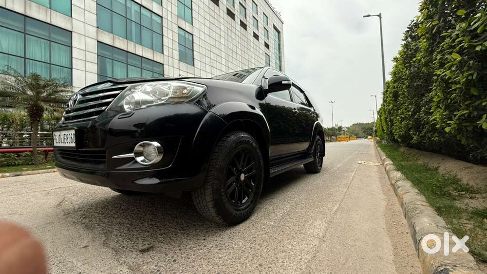 Toyota Fortuner 2015 Diesel Well Maintained