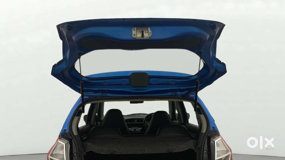 Maruti Suzuki Alto K10 Vxi, 2017, Petrol