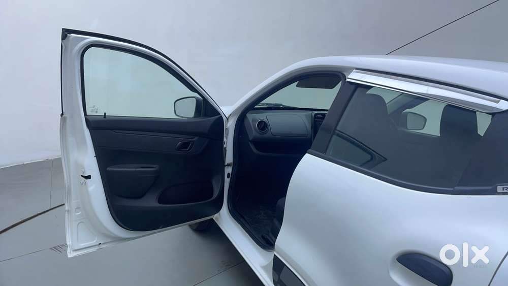 Renault Kwid 2019-ongoing 1.0 Rxt Amt (o), 2018, Petrol