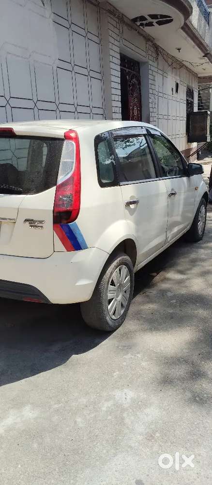 Ford Figo 2011 Diesel 141000 Km Driven