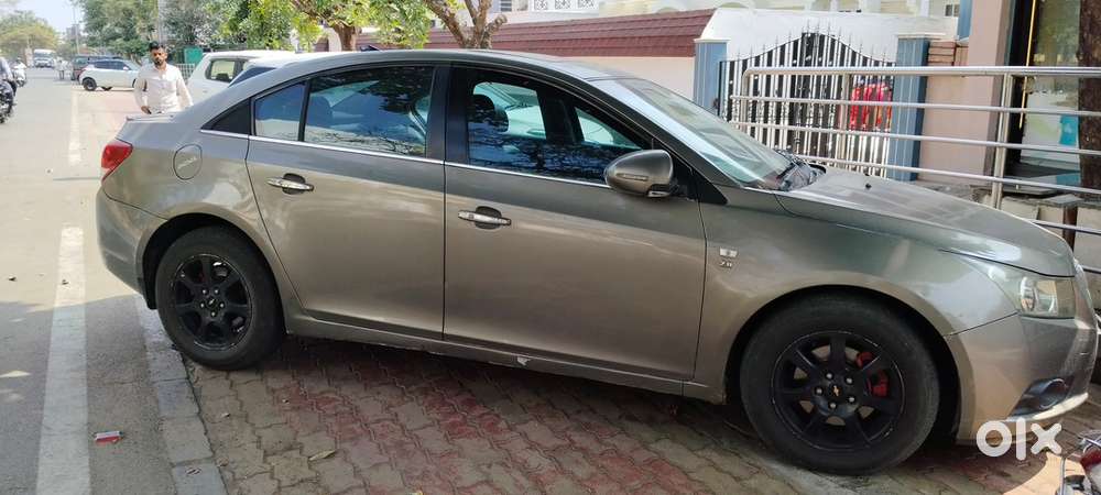 Chevrolet Cruze Diesel 2013 Year
