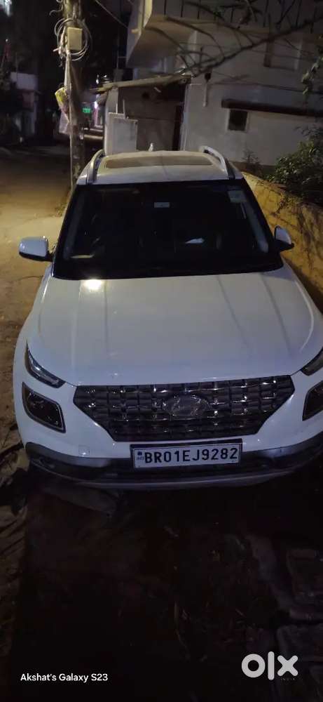 Hyundai New Venue 2019 Diesel 80000 Km Driven Sx(0)