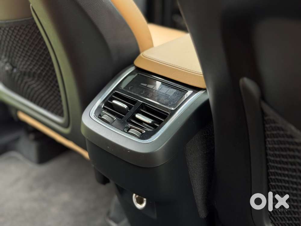 Volvo Xc90 Momentum Luxury, 2018, Petrol