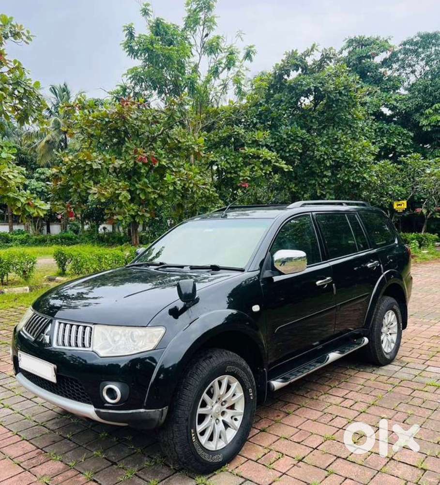 Mitsubishi Pajero Sport 2012