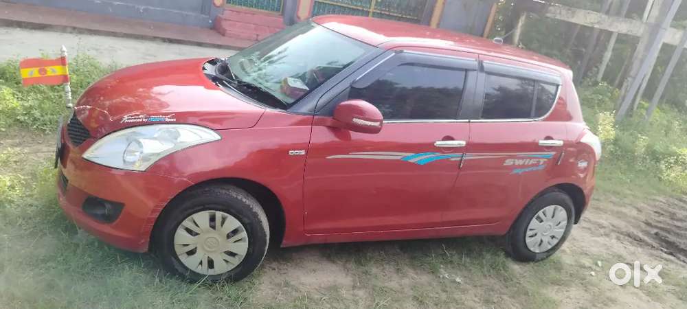 Maruti Suzuki Swift 2012 Diesel 98000 Km Driven
