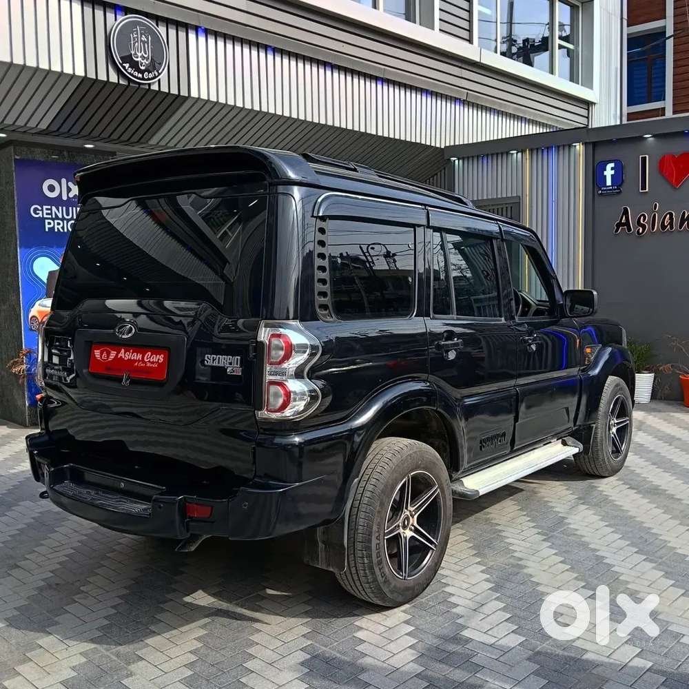 Mahindra Scorpio