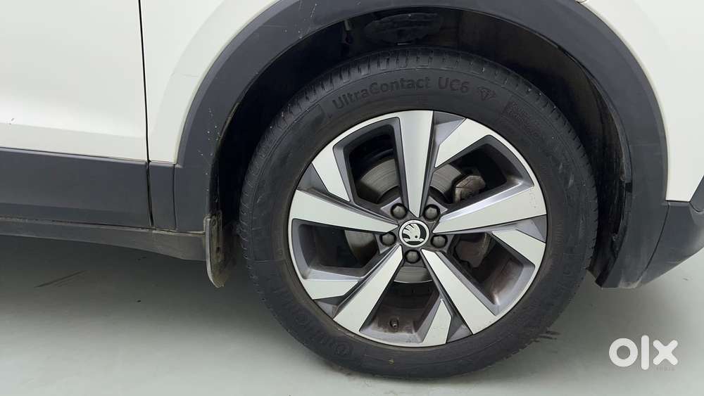 Skoda Kushaq Ambition 1.0l Tsi Mt, 2023, Petrol