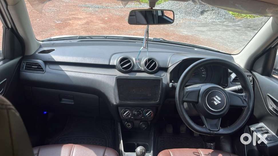Maruti Suzuki Swift, 2022, Petrol