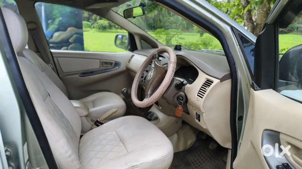 Innova 2.5g,,original Kerala,,8seater,new Inssurans,new Oil,,