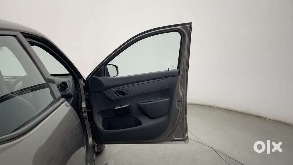 Renault Kwid 1.0 Rxt, 2016, Petrol