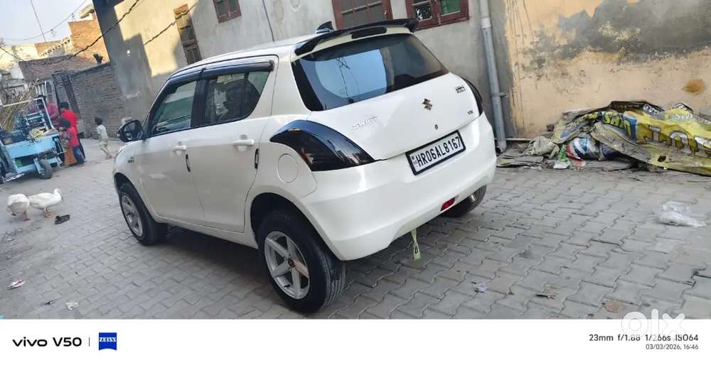 Maruti Suzuki Swift 2017 Cng & Hybrids 95000 Km Driven
