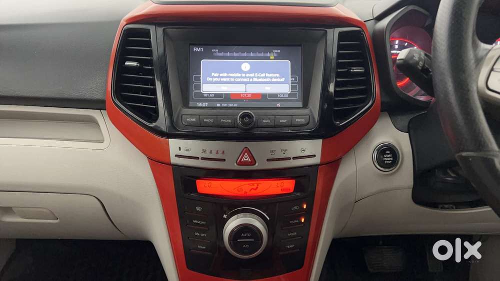 Mahindra Xuv300 W8 (o) 1.5 Diesel Amt, 2021, Diesel