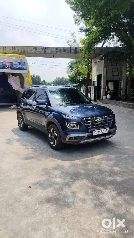 Hyundai Venue 2019 Petrol Well Maintained