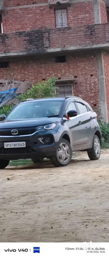 Tata Nexon 2023 Petrol 280000 Km Driven
