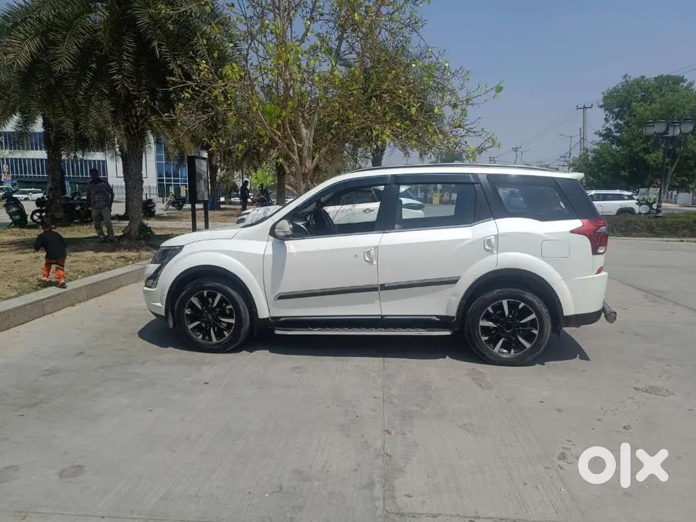 Mahindra Xuv500 W 11 2019 Model